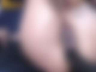 yaya-21's Live Sex Cam Show