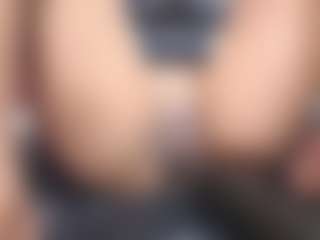 yaya-21's Live Sex Cam Show