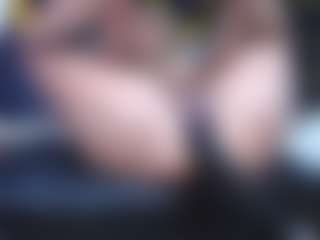 yaya-21's Live Sex Cam Show