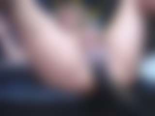 yaya-21's Live Sex Cam Show