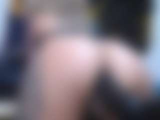 yaya-21's Live Sex Cam Show
