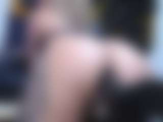 yaya-21's Live Sex Cam Show