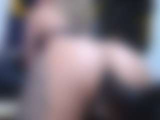 yaya-21's Live Sex Cam Show