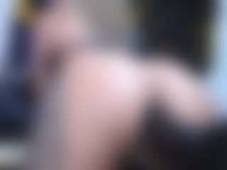yaya-21's Live Sex Cam Show