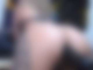 yaya-21's Live Sex Cam Show
