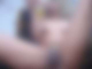 yaya-21's Live Sex Cam Show