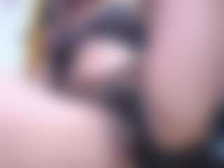 yaya-21's Live Sex Cam Show
