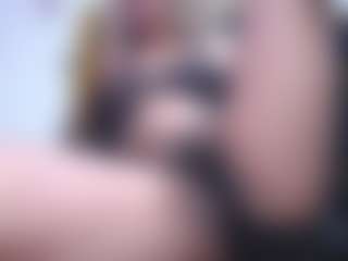 yaya-21's Live Sex Cam Show