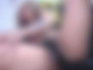 yaya-21's Live Sex Cam Show