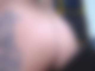 yaya-21's Live Sex Cam Show