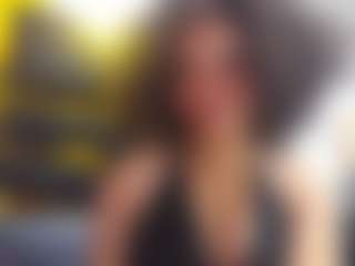 yaya-21's Live Sex Cam Show