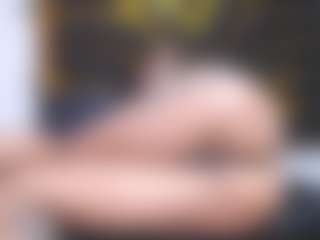 yaya-21's Live Sex Cam Show