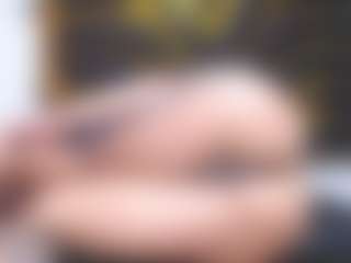 yaya-21's Live Sex Cam Show
