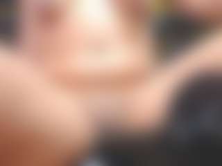 yaya-21's Live Sex Cam Show