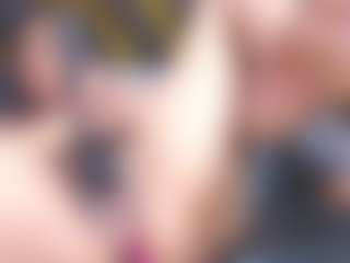 Live cam show with yaya-21 - Teen (18+) on Camsoda