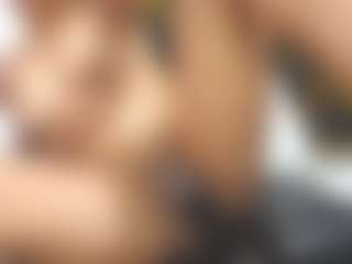 yaya-21's Live Sex Cam Show