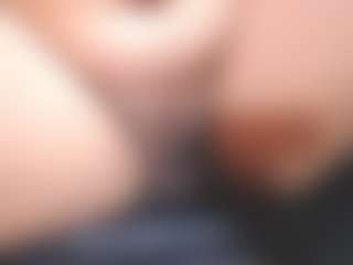 Live cam show with yaya-21 - Moaning on StripNow