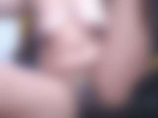 yaya-21's Live Sex Cam Show