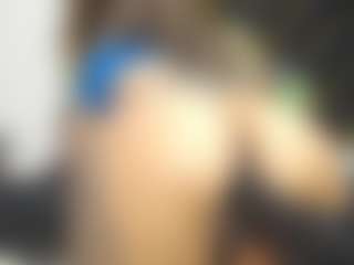 yaya-21's Live Sex Cam Show