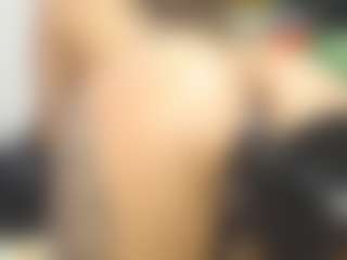 yaya-21's Live Sex Cam Show