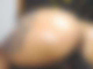 yaya-21's Live Sex Cam Show