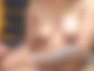 yaya-21's Live Sex Cam Show