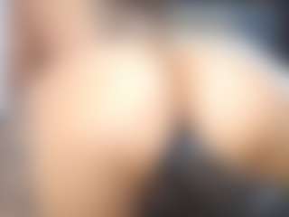 yaya-21's Live Sex Cam Show