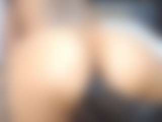 yaya-21's Live Sex Cam Show