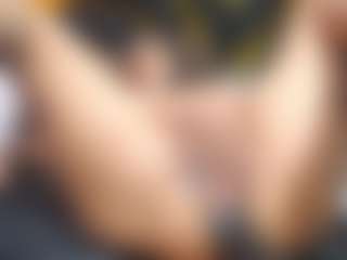 yaya-21's Live Sex Cam Show