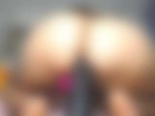 yaya-21's Live Sex Cam Show
