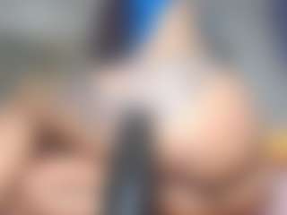 Live cam show with yaya-21 - Drinking on Milfs Live