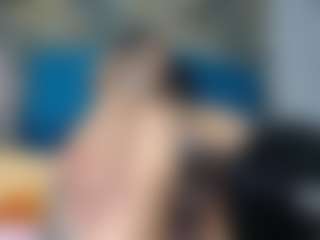 yaya-21's Live Sex Cam Show