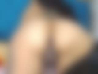 yaya-21's Live Sex Cam Show