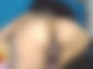 yaya-21's Live Sex Cam Show