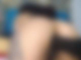 yaya-21's Live Sex Cam Show