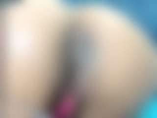 francheska-power's Live Sex Cam Show