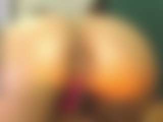 francheska-power's Live Sex Cam Show