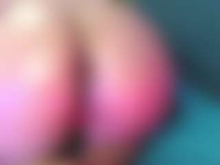 francheska-power's Live Sex Cam Show