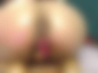 francheska-power's Live Sex Cam Show
