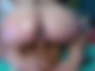 Live cam show with francheska-power - Tease on Camiplay Live