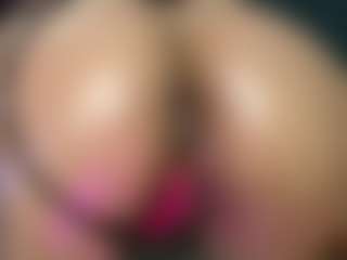 francheska-power's Live Sex Cam Show