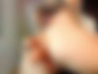 Live cam show with Sharol Leon - Nipple Piercings on liverealitysex.com