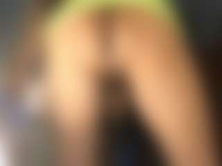 SandraSa's Live Sex Cam Show