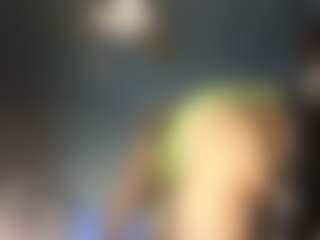 SandraSa's Live Sex Cam Show