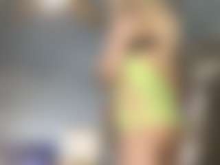 SandraSa's Live Sex Cam Show