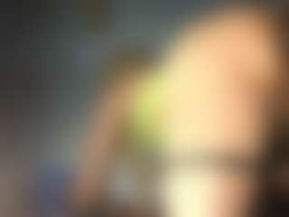 Live cam show with SandraSa - Average on Camsoda