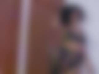 Live-Cam-Show mit Ket - Tease Black auf Camsoda