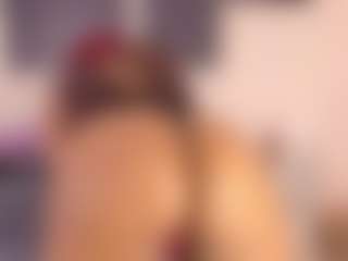 Live cam show with Ket - Brown Eyes Red Hair on Camsoda