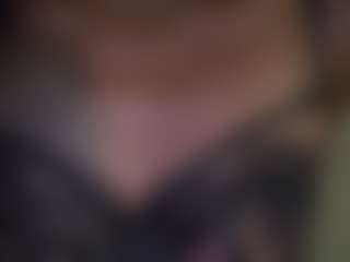 Live cam show with Sw33tLips - Normal on Cam Slut