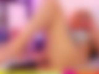 Live cam show with BrunnaMoore - Erotic Dance on EXY